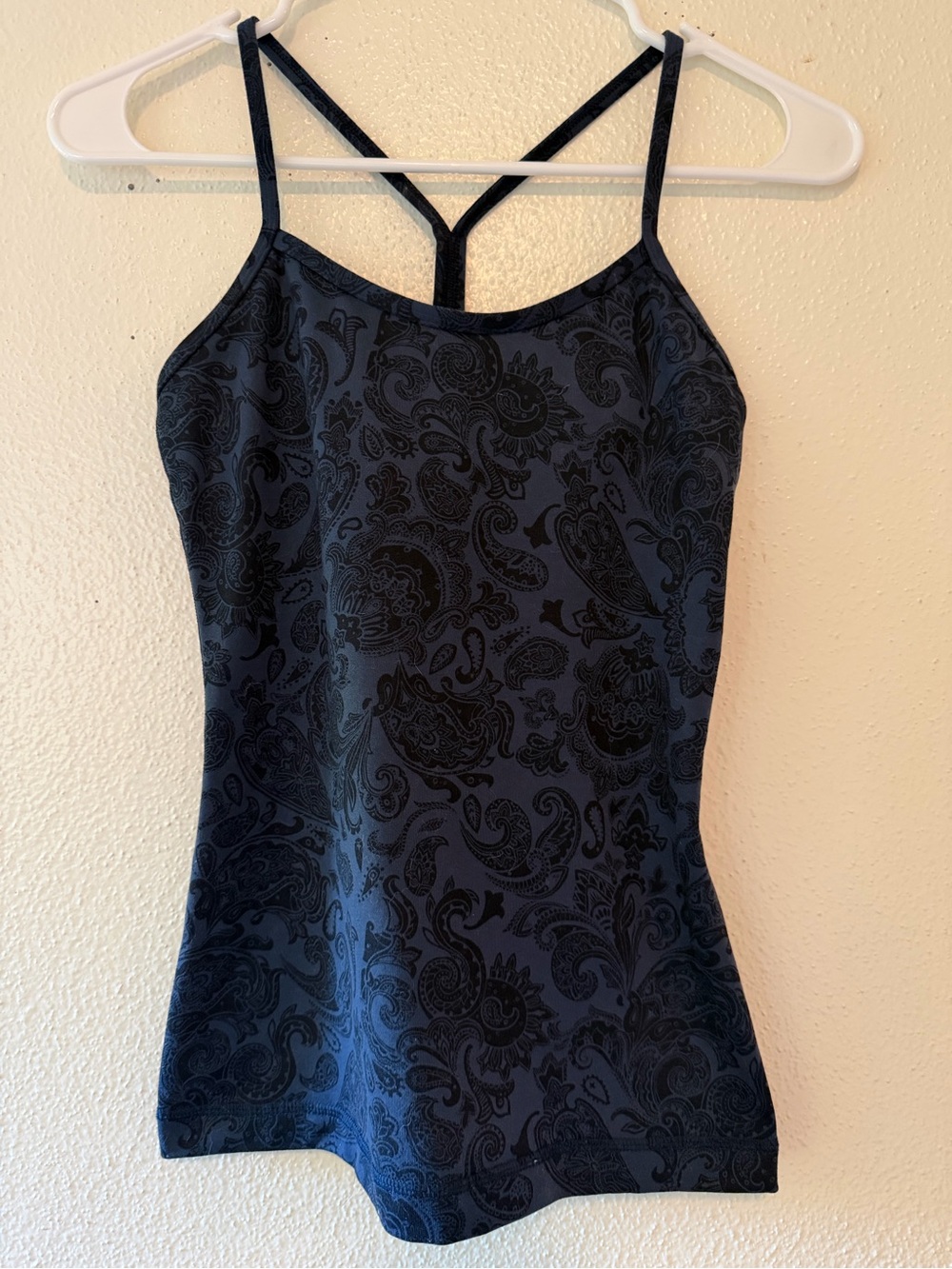 Lululemon activewear tank